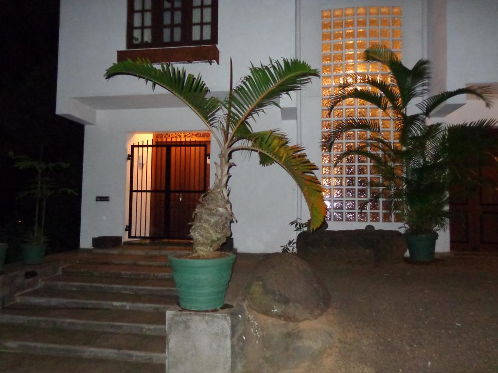 Banda Casa, كاندي المظهر الخارجي الصورة