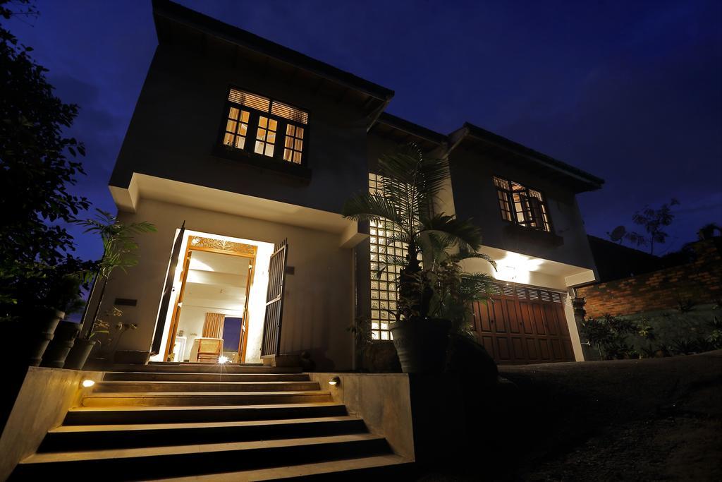 Banda Casa, كاندي المظهر الخارجي الصورة