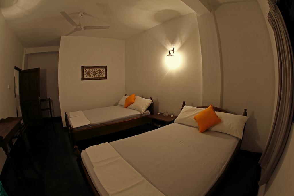 Banda Casa, كاندي المظهر الخارجي الصورة