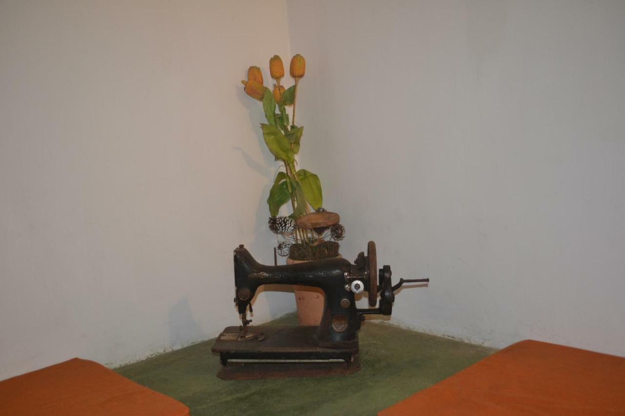 Banda Casa, كاندي المظهر الخارجي الصورة